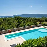 Wabi Sabi 2-3 By Interhome Krk Town